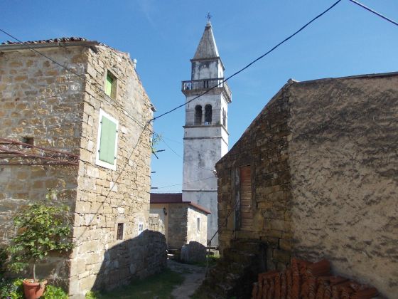 Zvonik cerkve Sv. Mihaela v Krkavčah