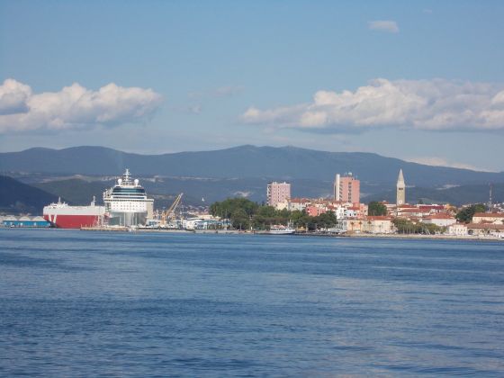 Koper in Celebrity Silhouette