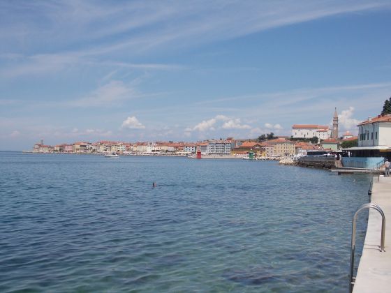 Pogled na Piran iz smeri Fornač