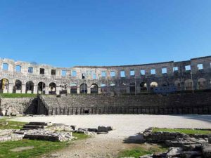 Pula arena